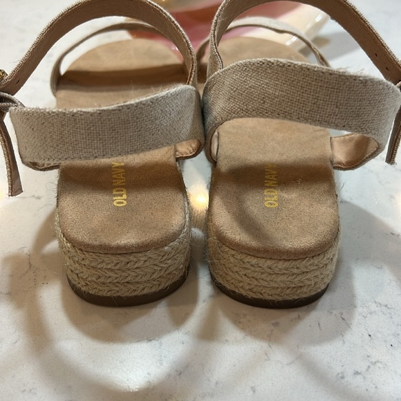Old Navy canvas, platform sandals, size 9 - Picture 9 of 14